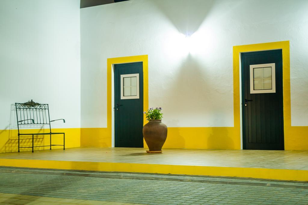 Agro-Turismo Do Roxo Guest House Ervidel Exterior photo