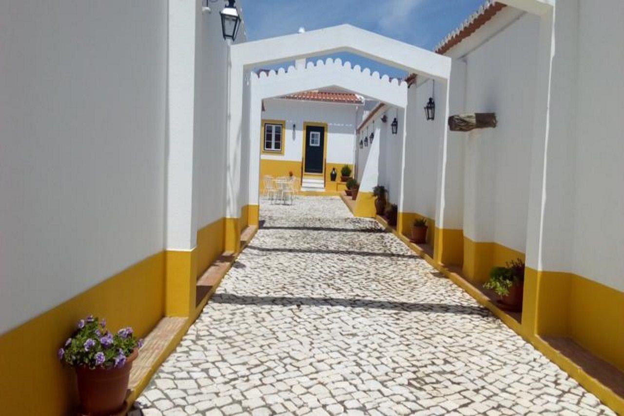Agro-Turismo Do Roxo Guest House Ervidel Exterior photo